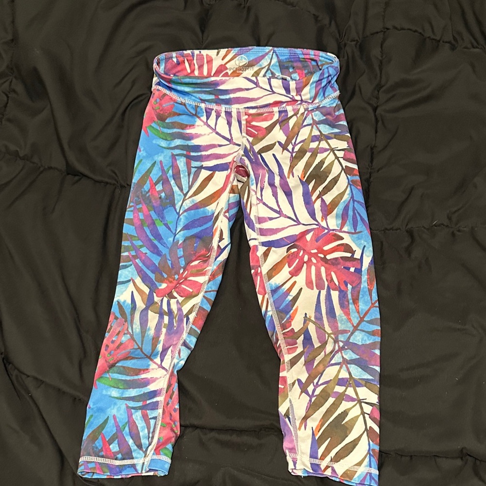 Colorful Leaf Print Kids Capri Leggings